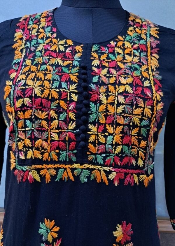 Casual-Wear-Kurti-By-chikankarika